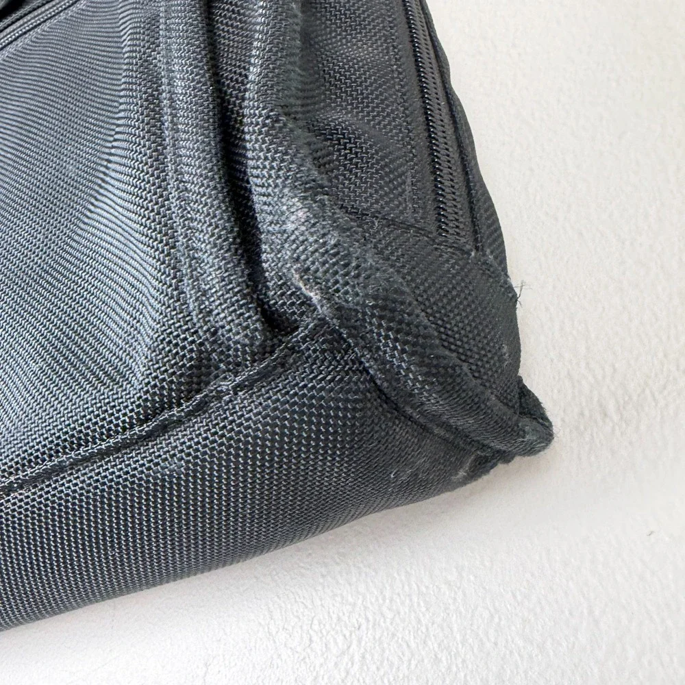 TUMI Briefcase Bag Men's Black Nylon Logo Patch Classic Top Handles Zip Pockets
